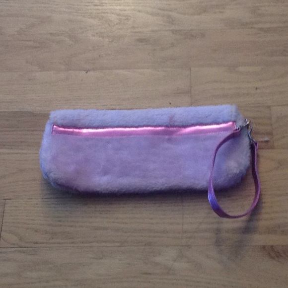 Hello kitty furry wristlet new w/o tags. - Picture 2 of 8